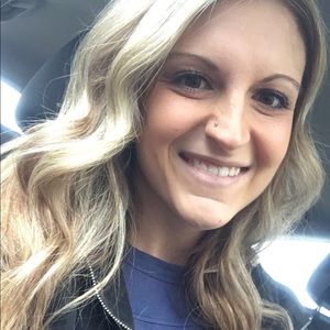 Meet your Posher, Cass